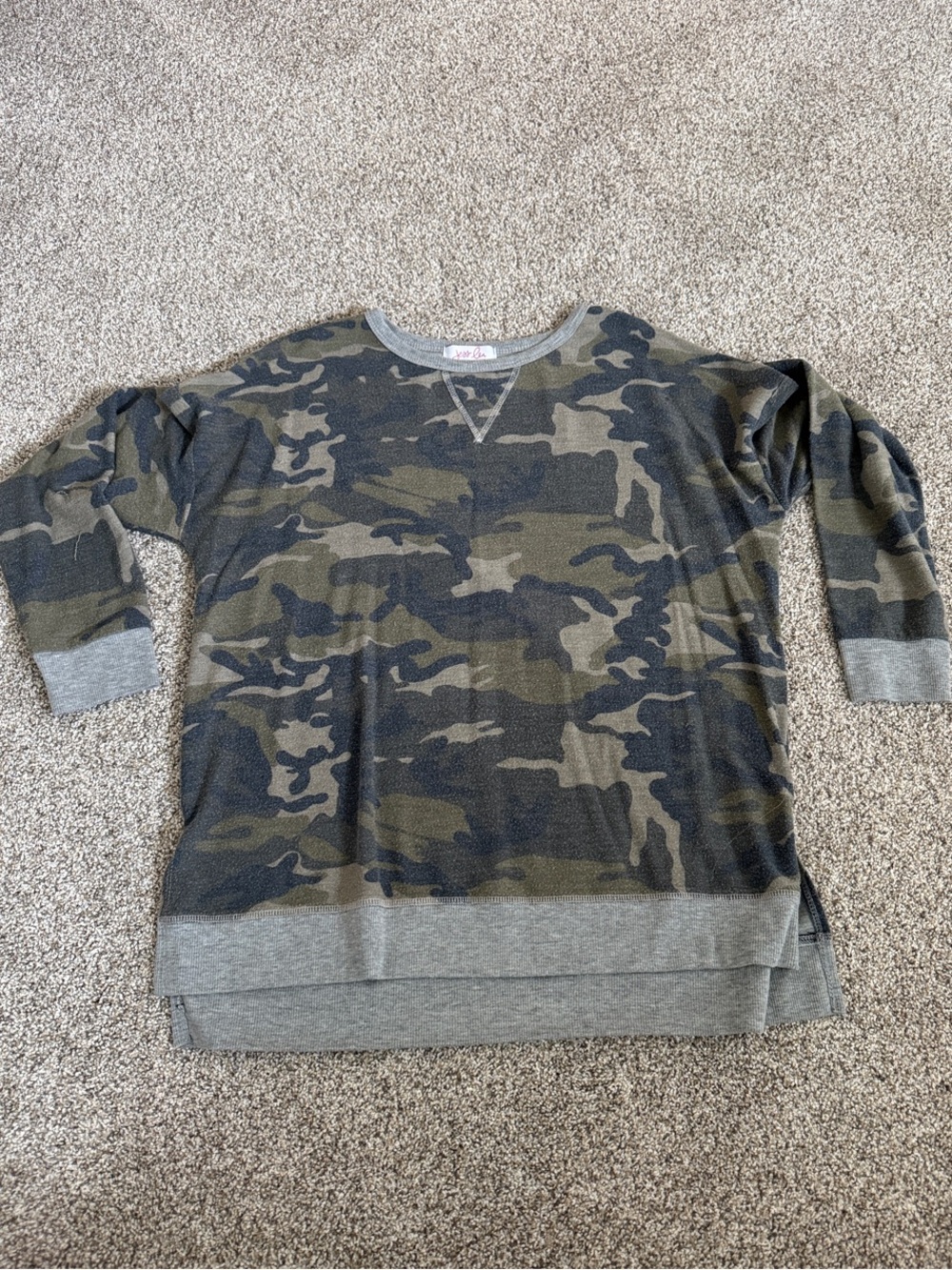 Buckle Women's Camo Pullover Sweater - Green, Black, Gray